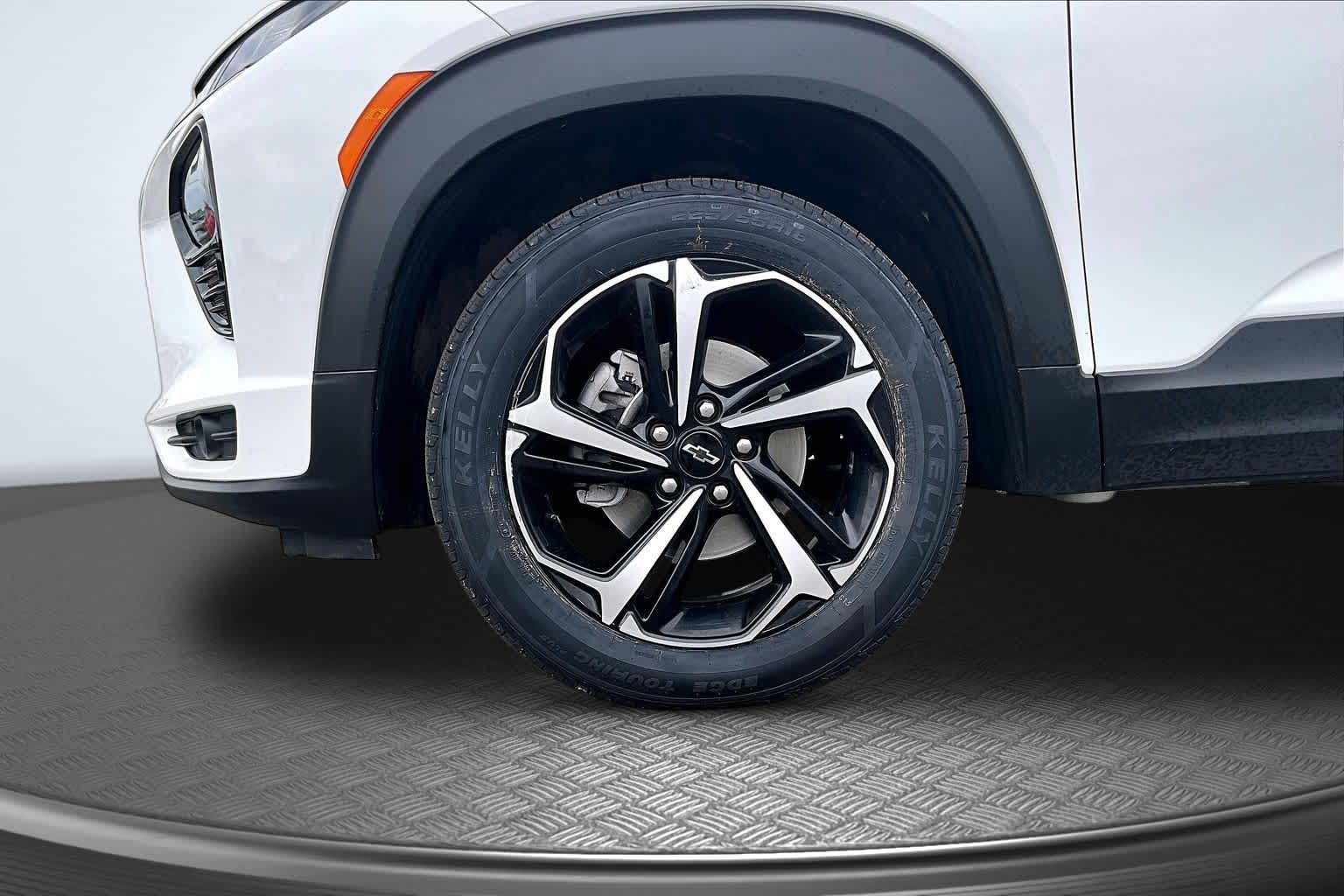 2023 Chevrolet Trailblazer RS Summit White at James Chevrolet