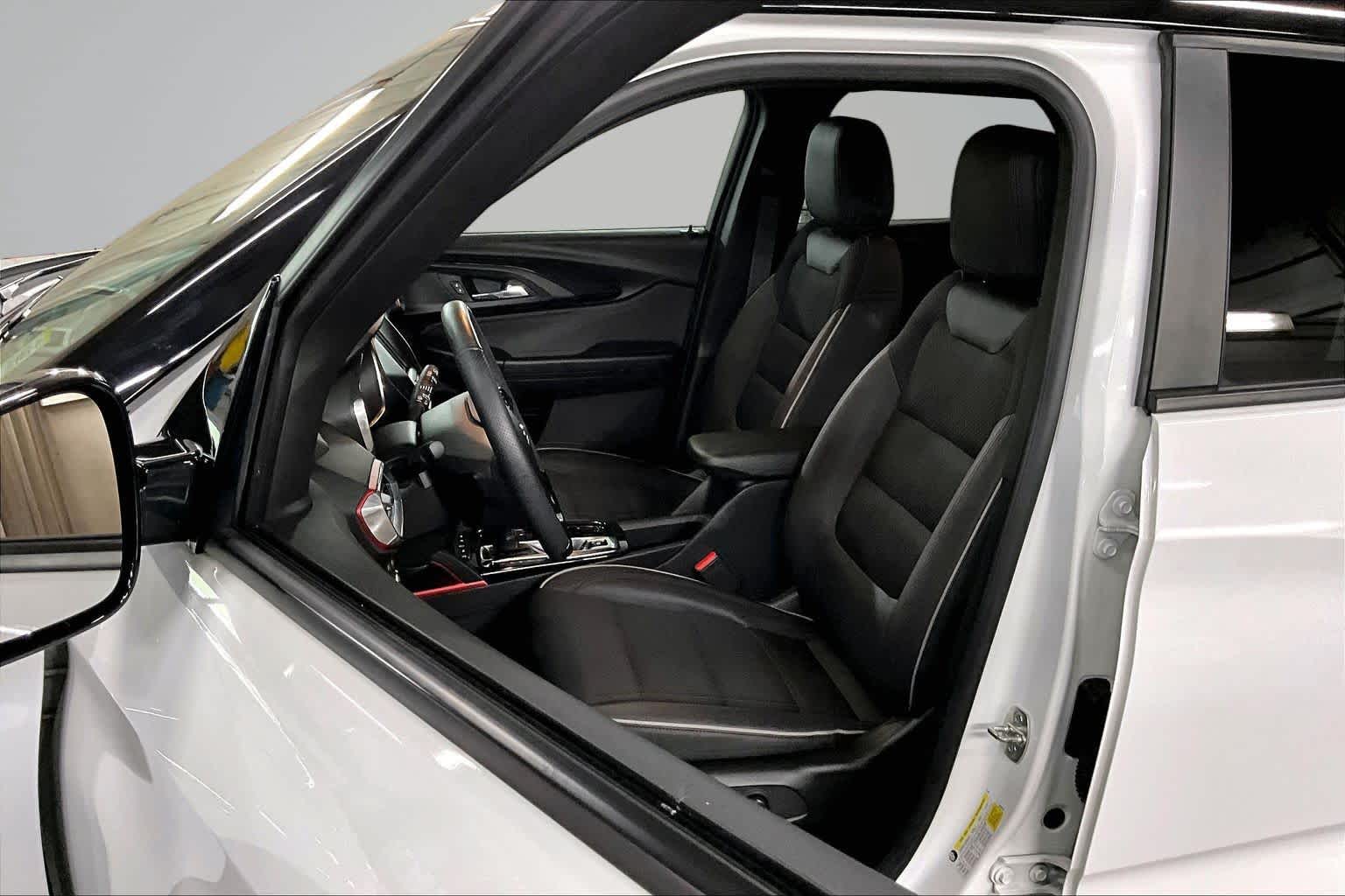 2023 Chevrolet Trailblazer RS Summit White at James Chevrolet