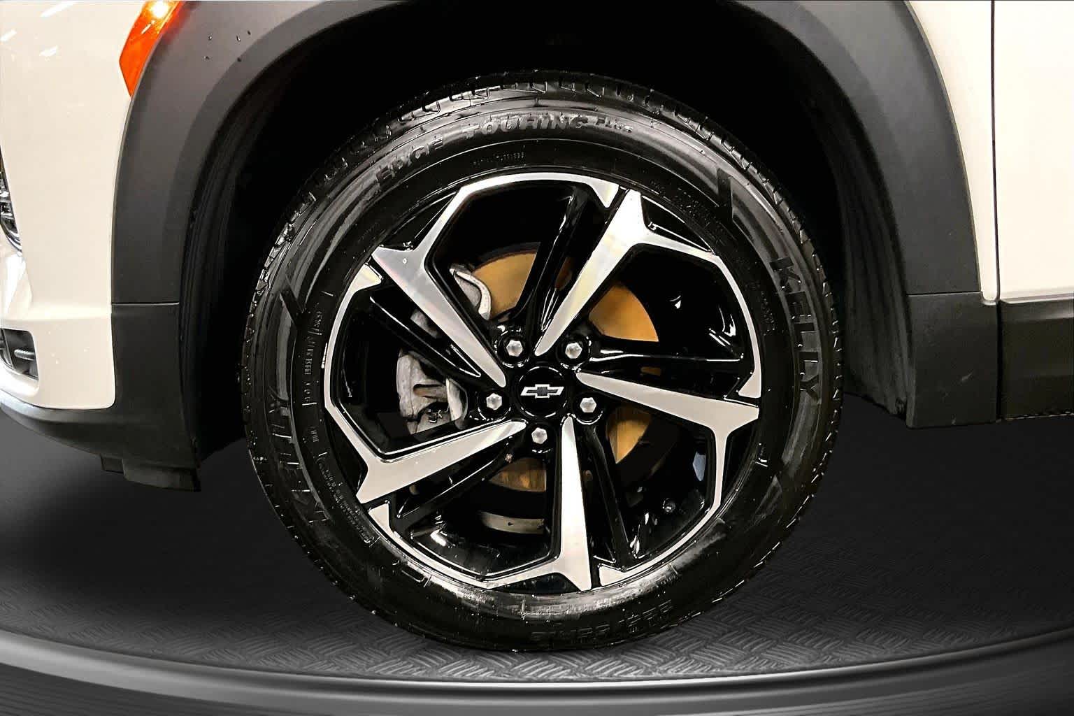 2023 Chevrolet Trailblazer RS Summit White at James Chevrolet