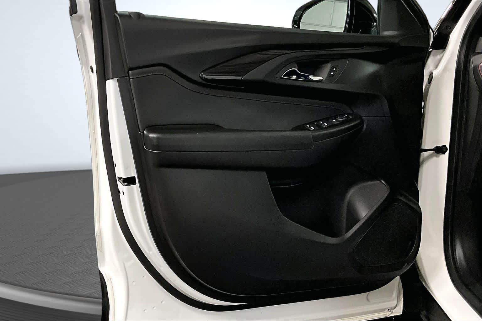 2023 Chevrolet Trailblazer RS Summit White at James Chevrolet