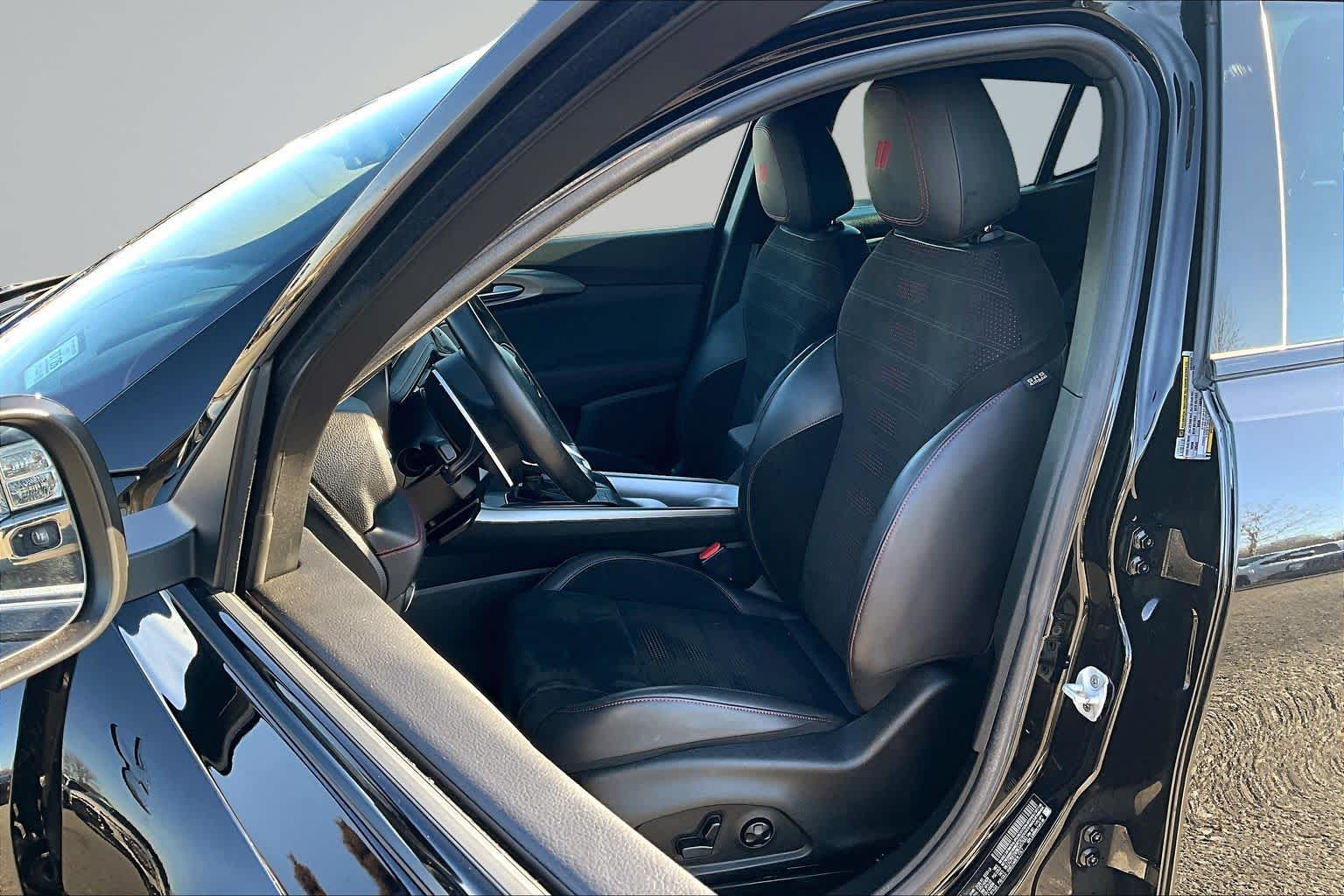 2024 Dodge Hornet R/T Plus 8 Ball at James Chevrolet