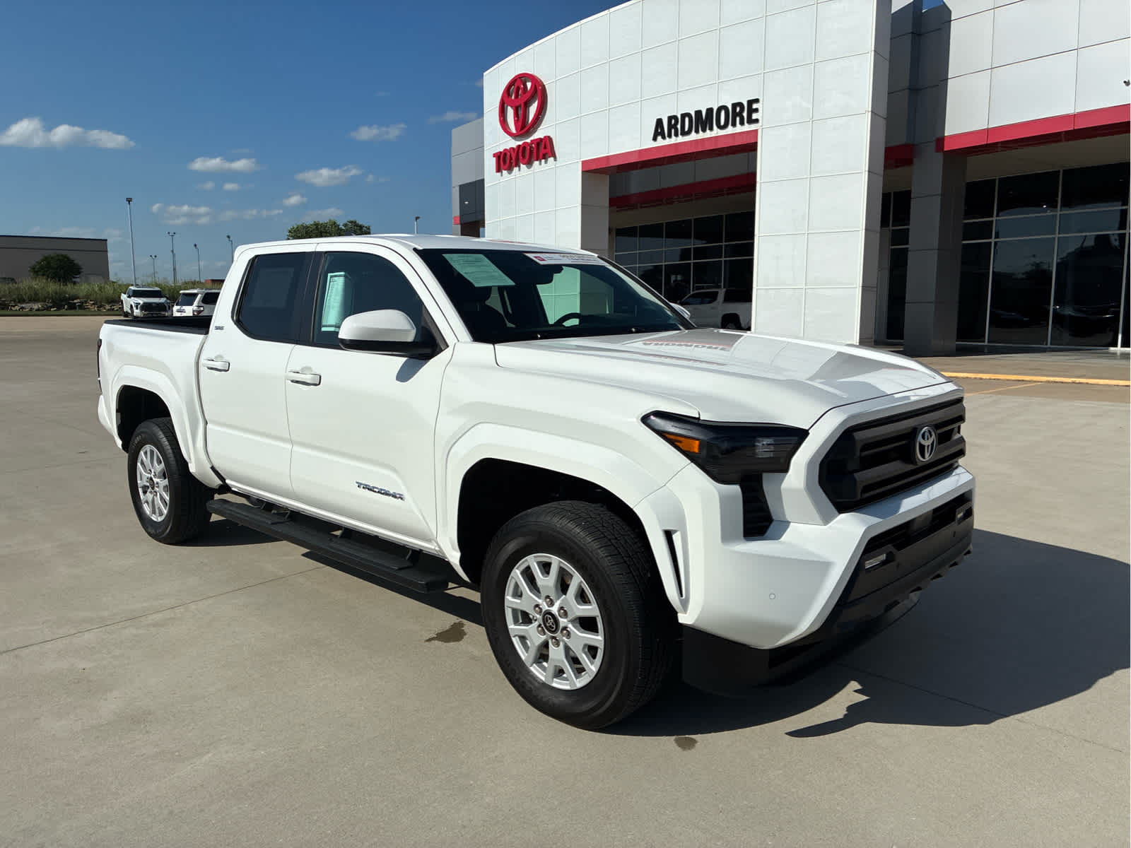 2025 Toyota Tacoma SR5 Double Cab 4WD