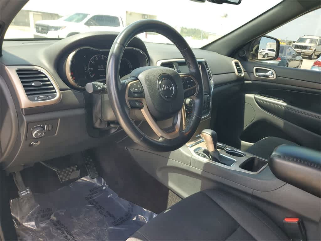 Used 2016 Jeep Grand Cherokee Laredo E with VIN 1C4RJFAG7GC364248 for sale in Florida City, FL