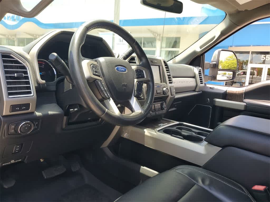 Used 2017 Ford F-250 Super Duty Lariat with VIN 1FT7W2BT2HEF43199 for sale in Florida City, FL