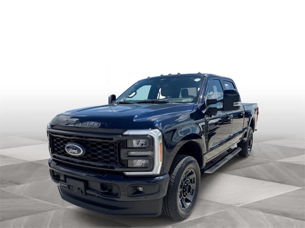 2023 Ford Super Duty F-350 SRW LARIAT