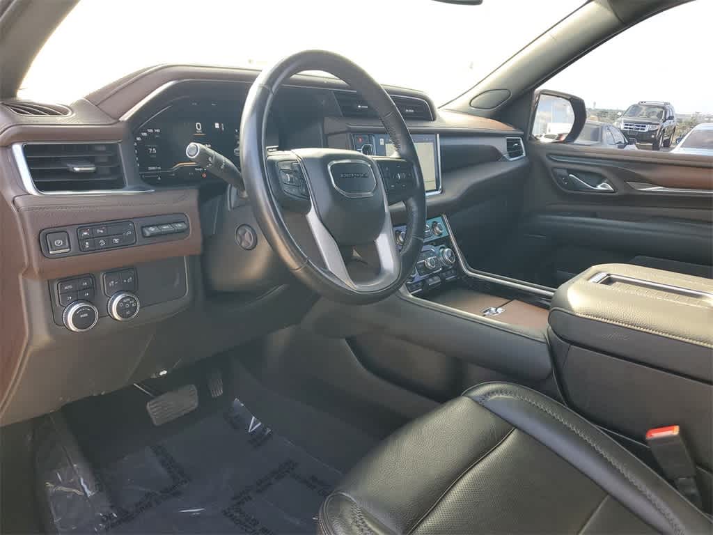 Used 2022 GMC Yukon Denali with VIN 1GKS2DKLXNR135401 for sale in Florida City, FL