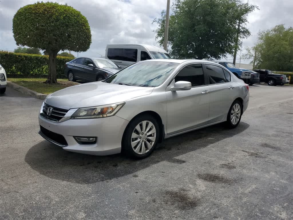 Used 2013 Honda Accord EX with VIN 1HGCR2F7XDA059237 for sale in Florida City, FL
