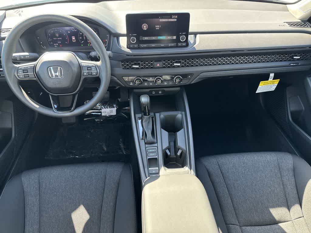 2025 Honda Accord SE - Photo 23