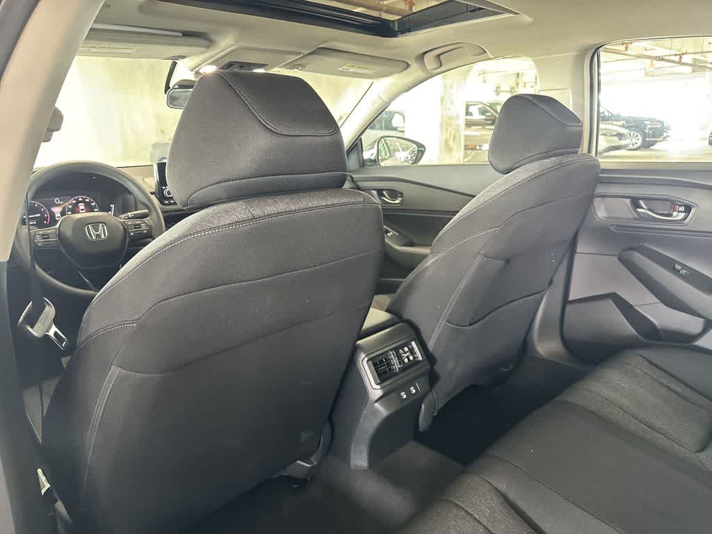 2025 Honda Accord SE - Photo 22
