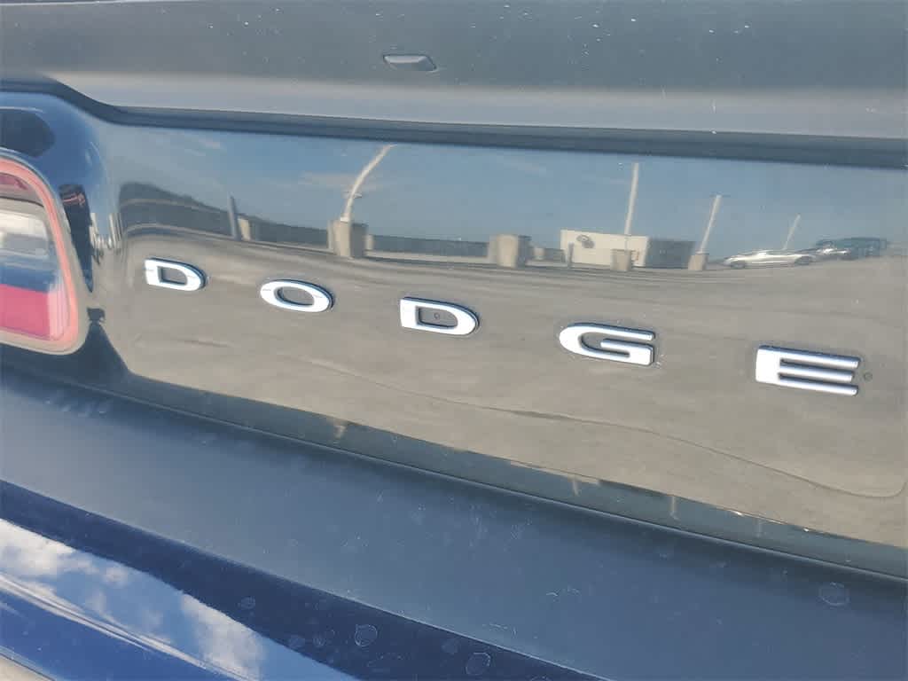 Used 2015 Dodge Challenger SXT Used 2015 Dodge Challenger SXT