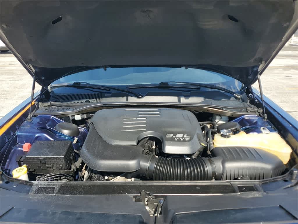 Used 2015 Dodge Challenger SXT Used 2015 Dodge Challenger SXT