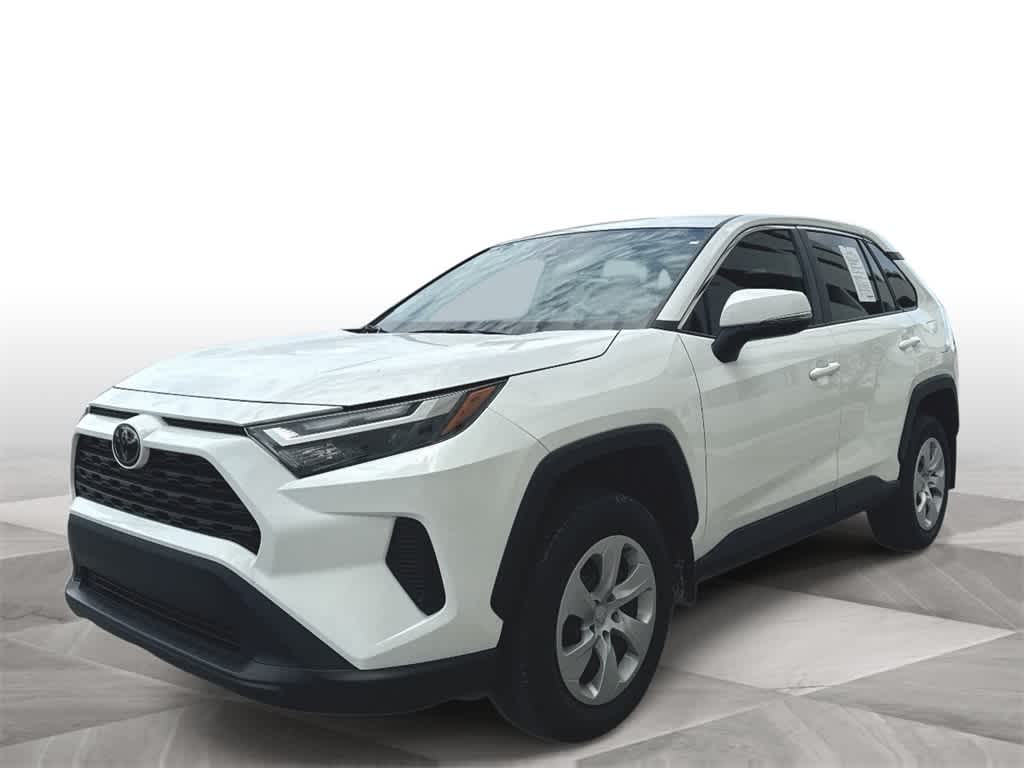 2024 Toyota RAV4 LE
