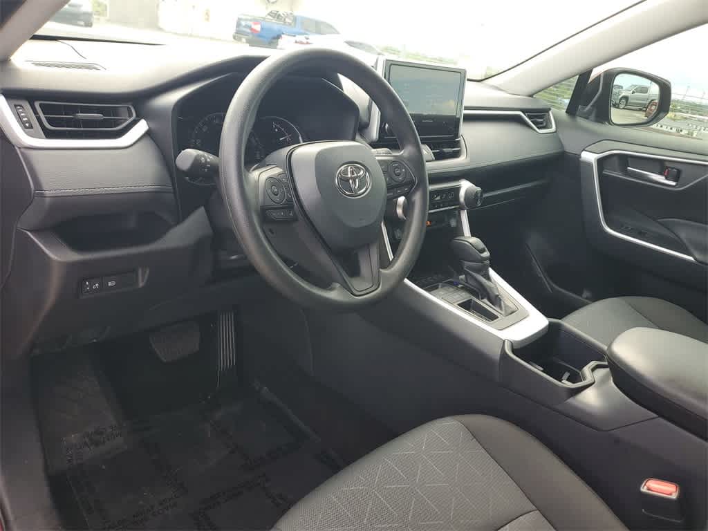 Used 2024 Toyota RAV4 XLE with VIN 2T3W1RFV5RW356385 for sale in Kansas City
