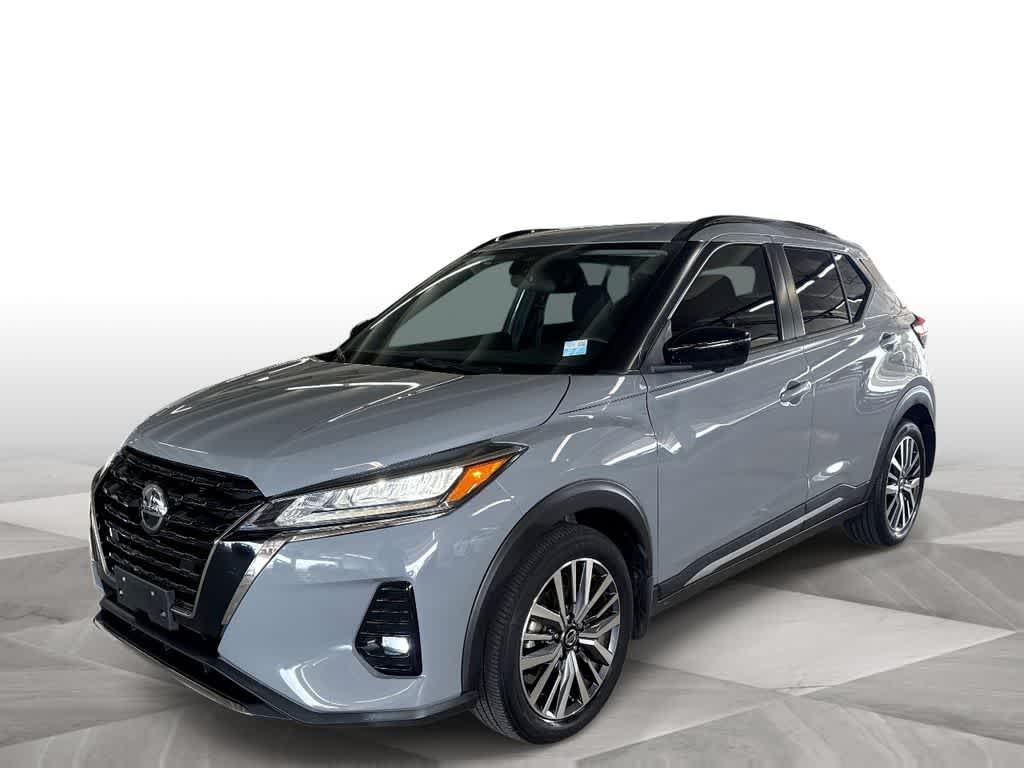 2021 Nissan Kicks SR