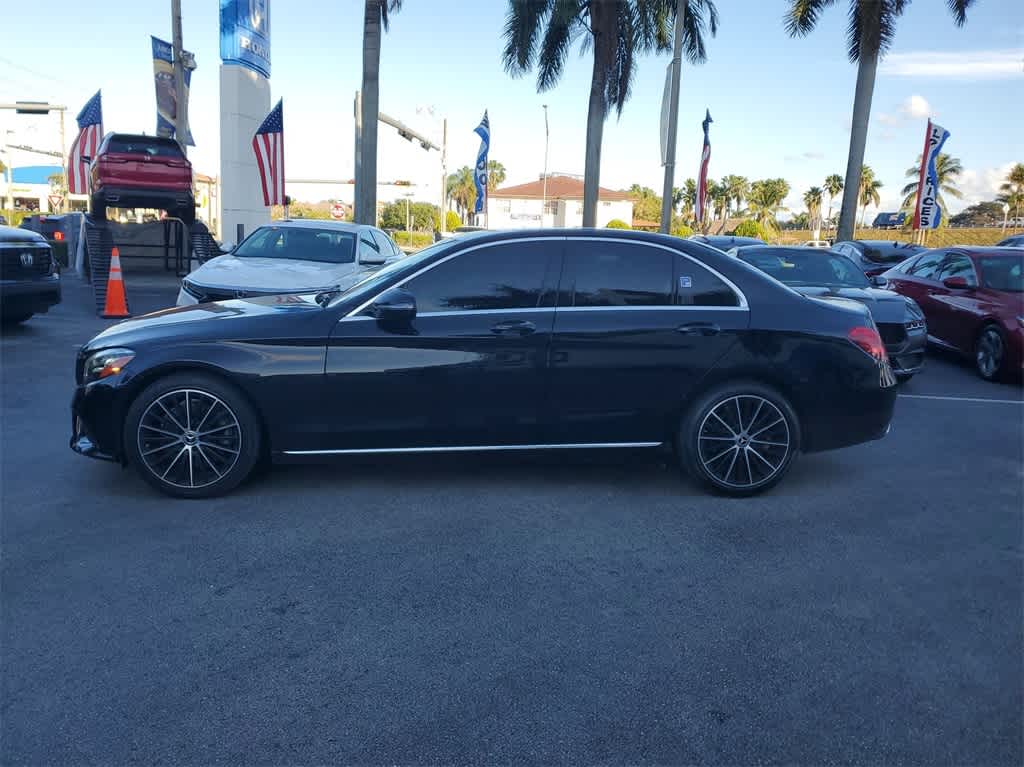 2019 Mercedes-Benz C-Class Sedan C300 photo 2