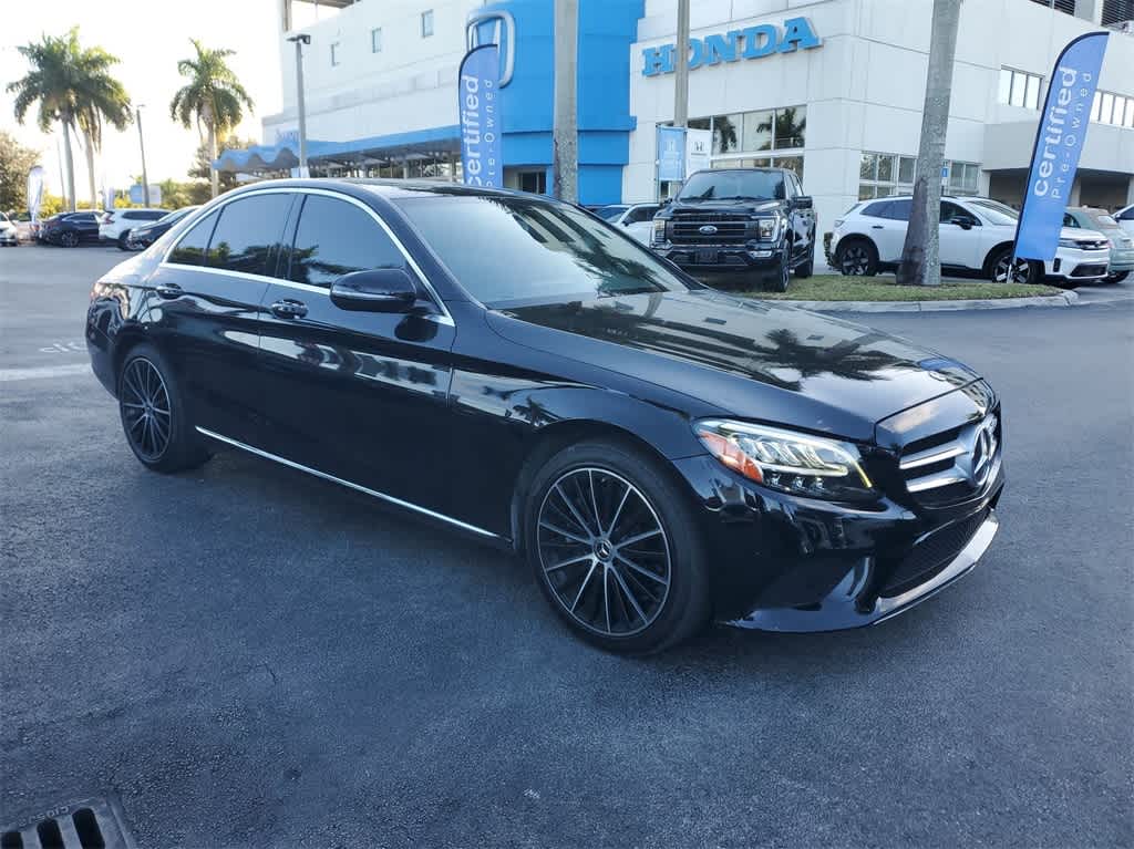 2019 Mercedes-Benz C-Class Sedan C300 photo 3