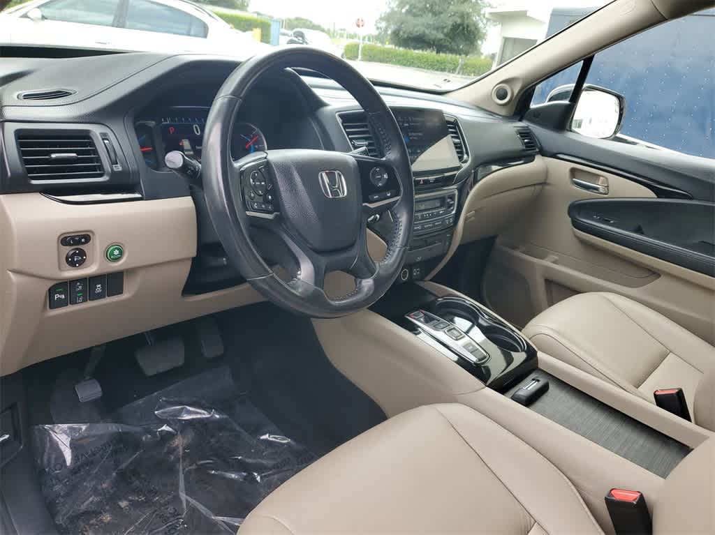 Used 2019 Honda Pilot Touring with VIN 5FNYF5H92KB005898 for sale in Florida City, FL