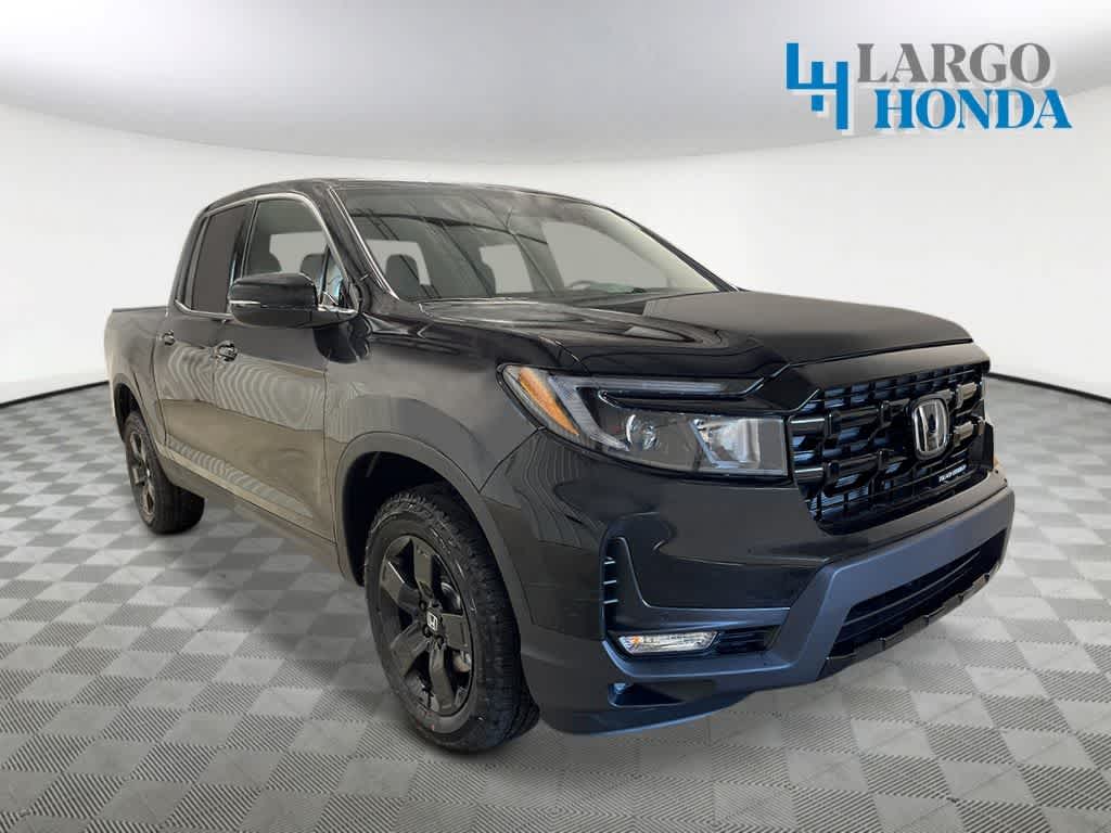 New Crystal Black Pearl 2025 Honda Ridgeline Black Edition for