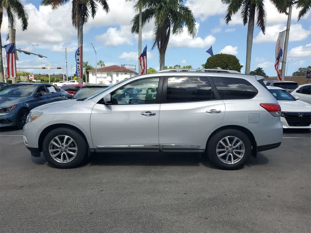 Used 2014 Nissan Pathfinder SL with VIN 5N1AR2MN0EC644952 for sale in Florida City, FL