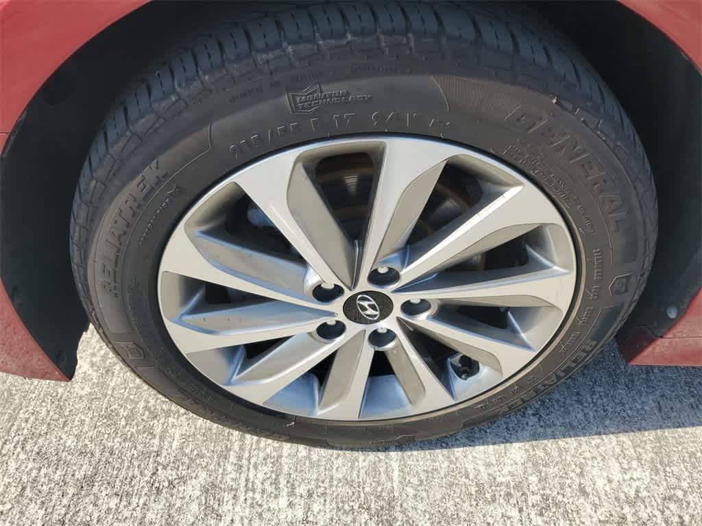 Used 2015 Hyundai Sonata 2.4L Sport Used 2015 Hyundai Sonata 2.4L Sport