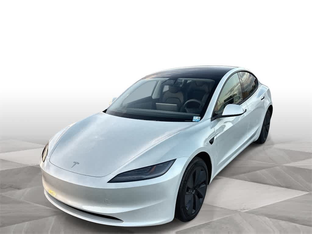 2025 Tesla Model 3 Performance's photo