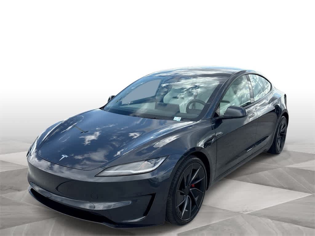 2025 Tesla Model 3 Performance's photo