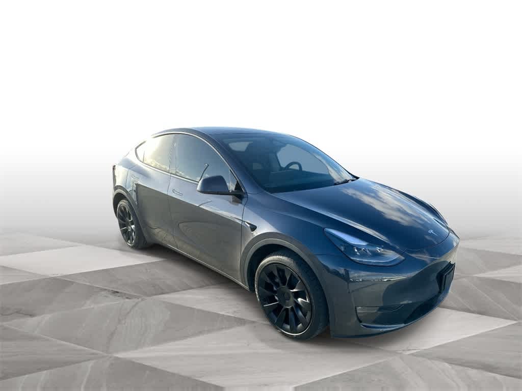 Used 2024 Tesla Model Y Long Range with VIN 7SAYGDEE0RA242232 for sale in Florida City, FL