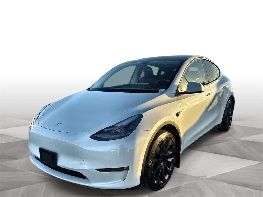 2023 Tesla Model Y Long Range's photo