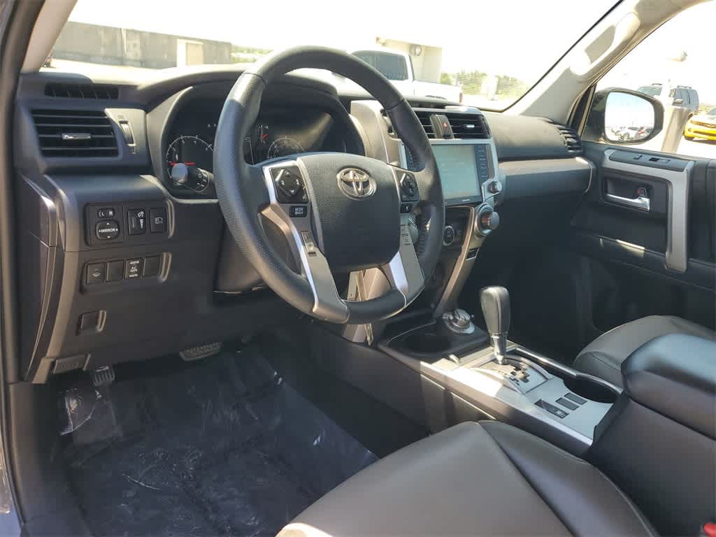 Used 2021 Toyota 4Runner SR5 Used 2021 Toyota 4Runner SR5