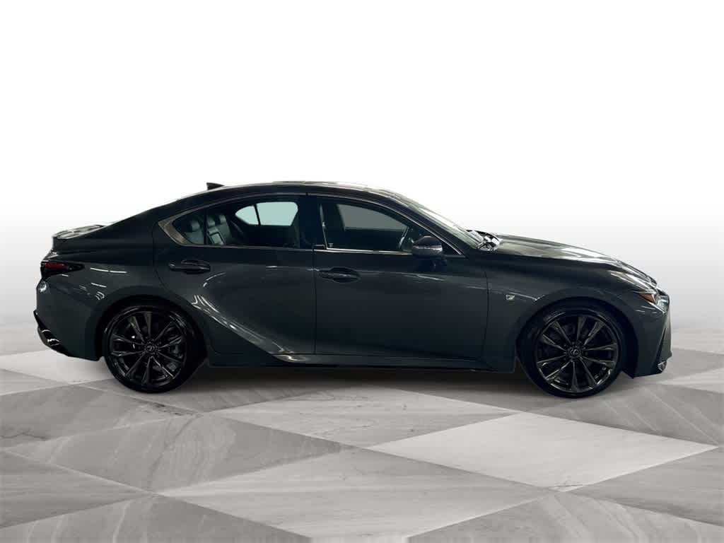 2024 Lexus IS 350 F SPORT photo 8