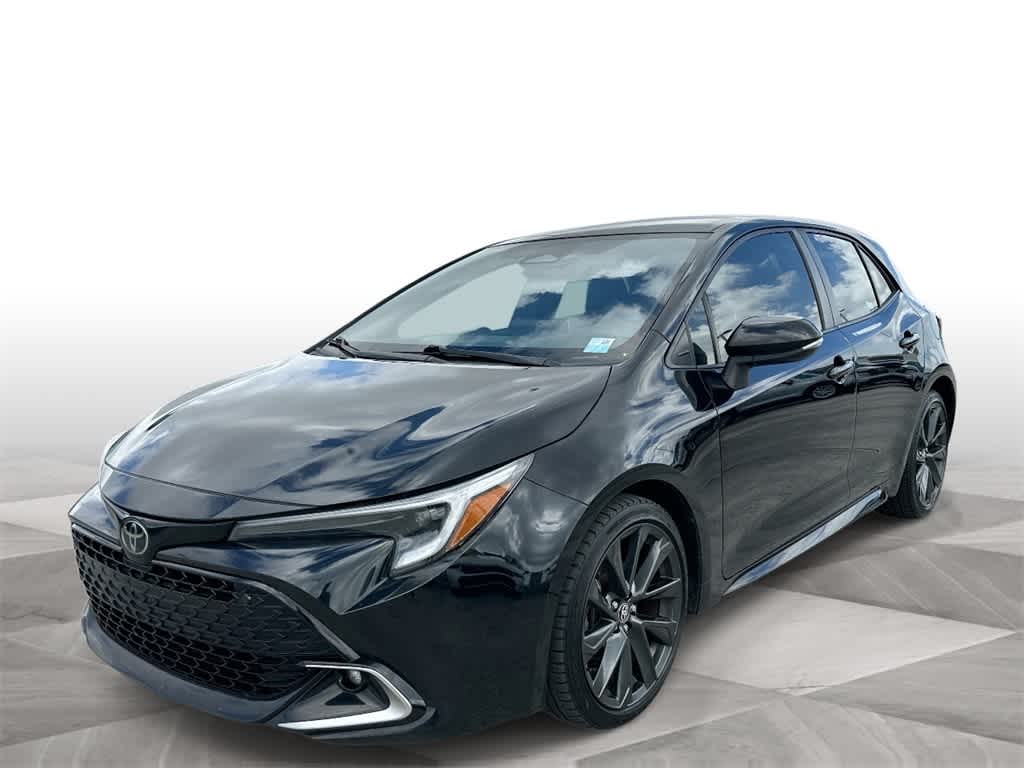 2023 Toyota Corolla Hatchback XSE