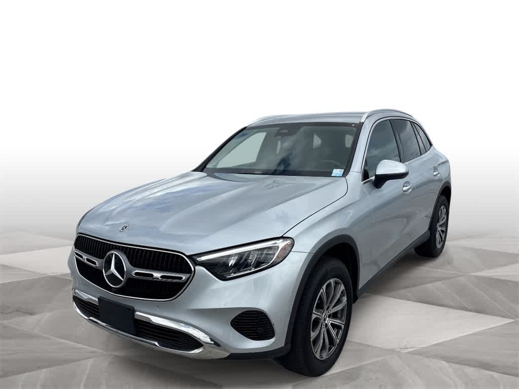 2024 Mercedes-Benz GLC GLC 300 2024 Mercedes-Benz GLC GLC 300
