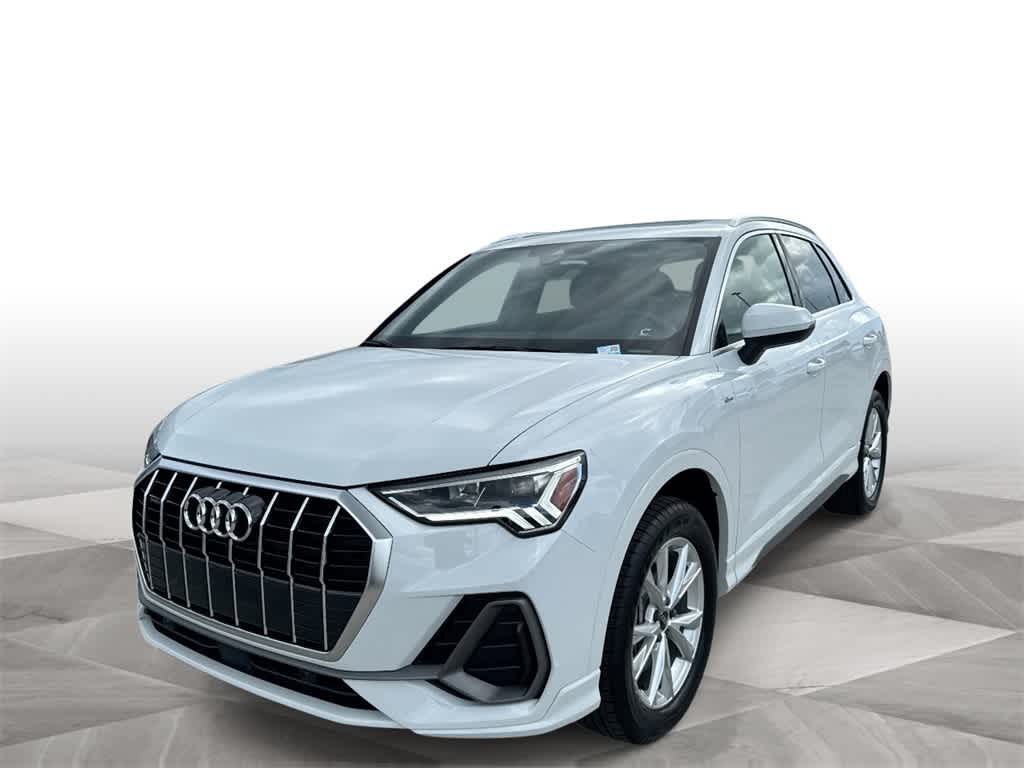2024 Audi Q3 S line Premium