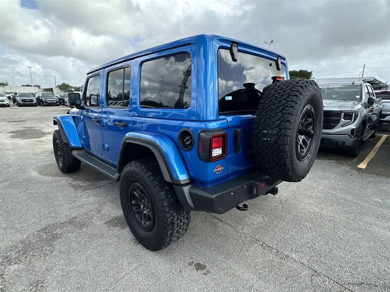 2023 Jeep Wrangler Sport 7