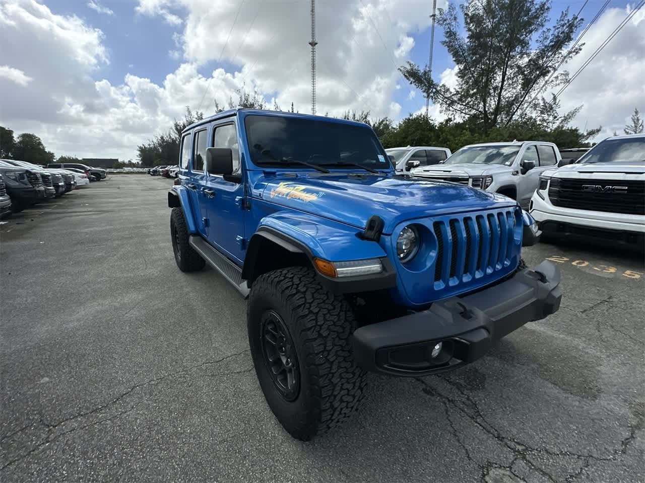 2023 Jeep Wrangler Sport 3