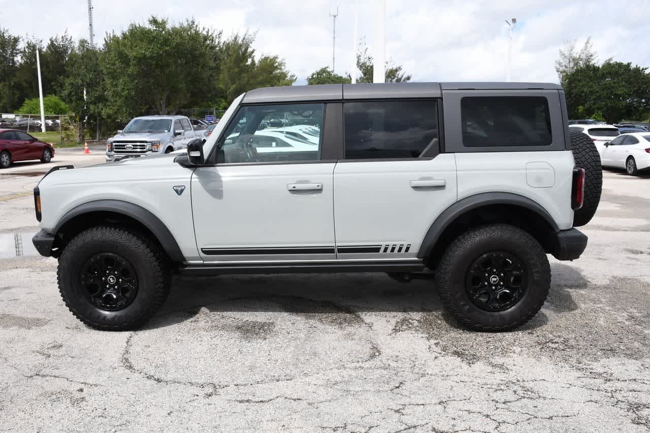 2021 Ford Bronco First Edition 3