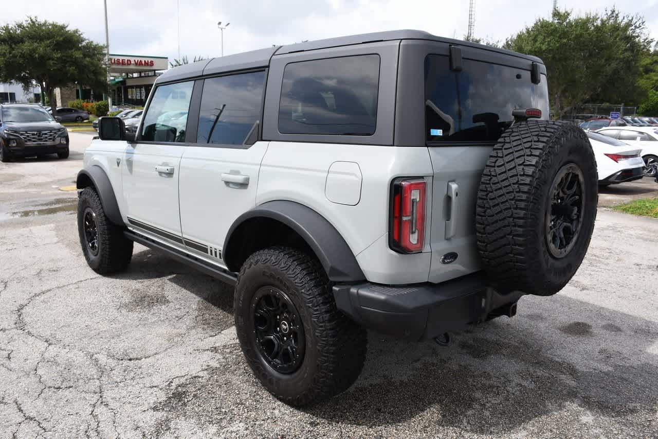 2021 Ford Bronco First Edition 4