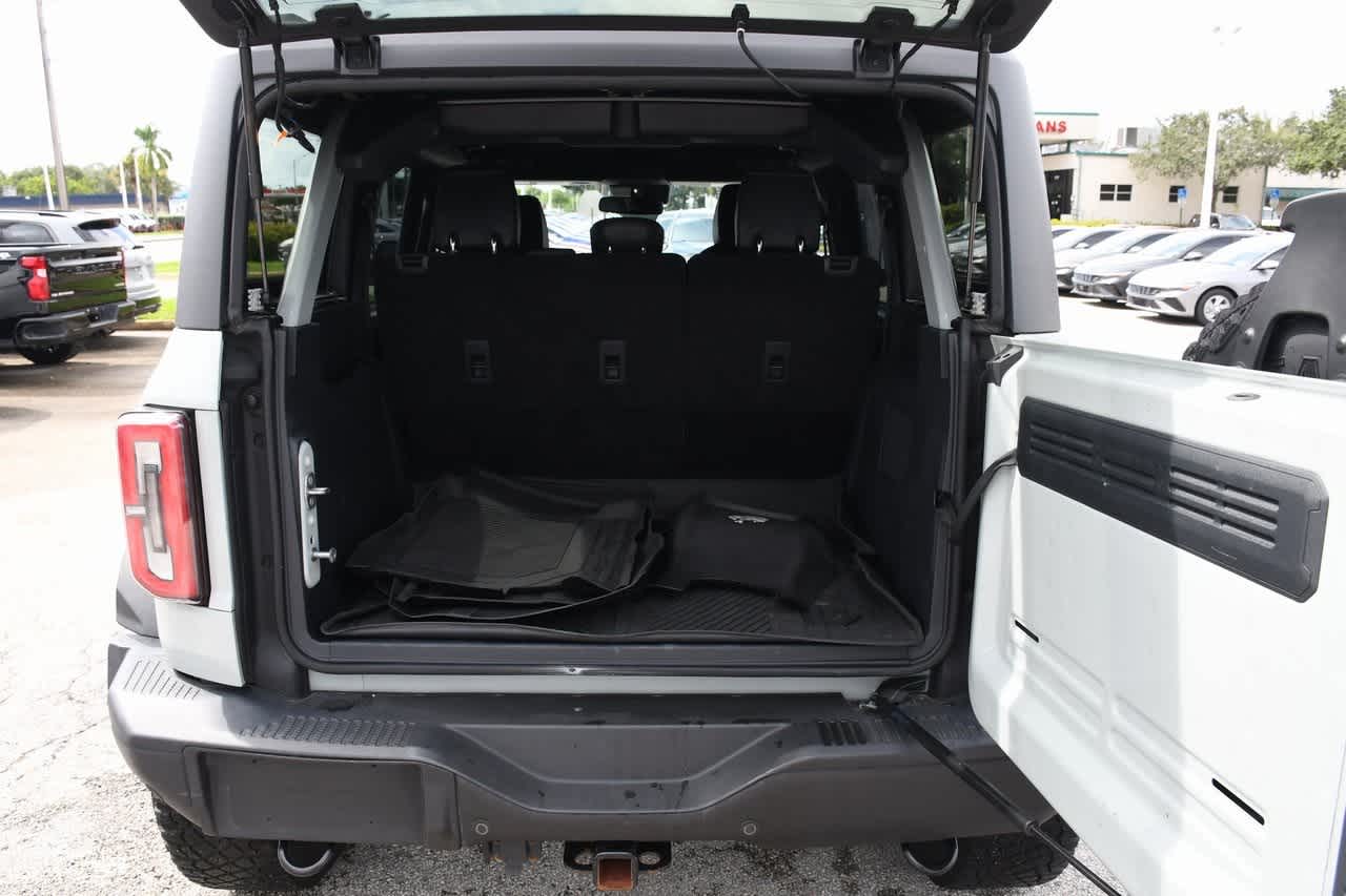 2021 Ford Bronco First Edition 8