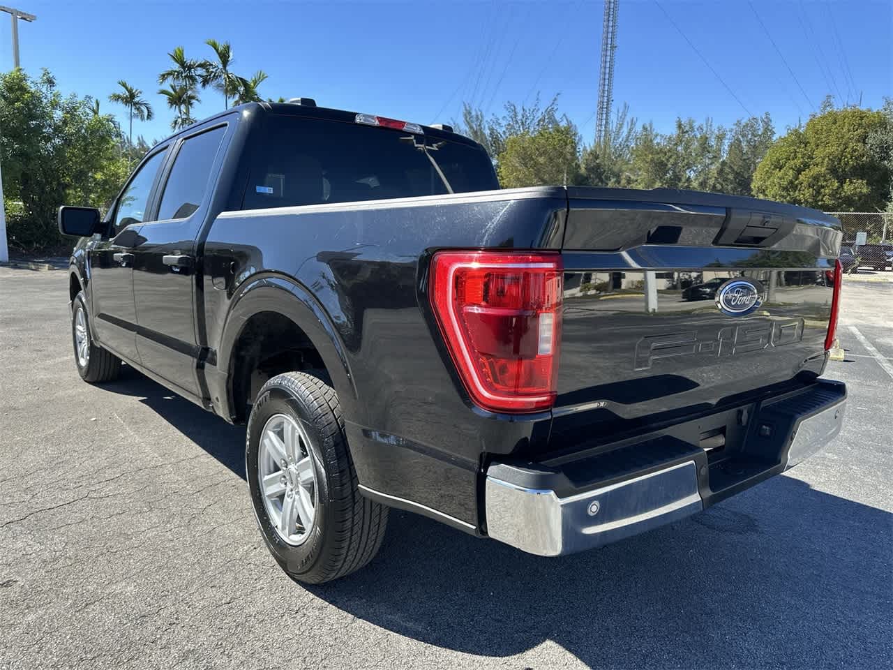 2023 Ford F-150 XLT 2WD SuperCrew 5.5 Box 7