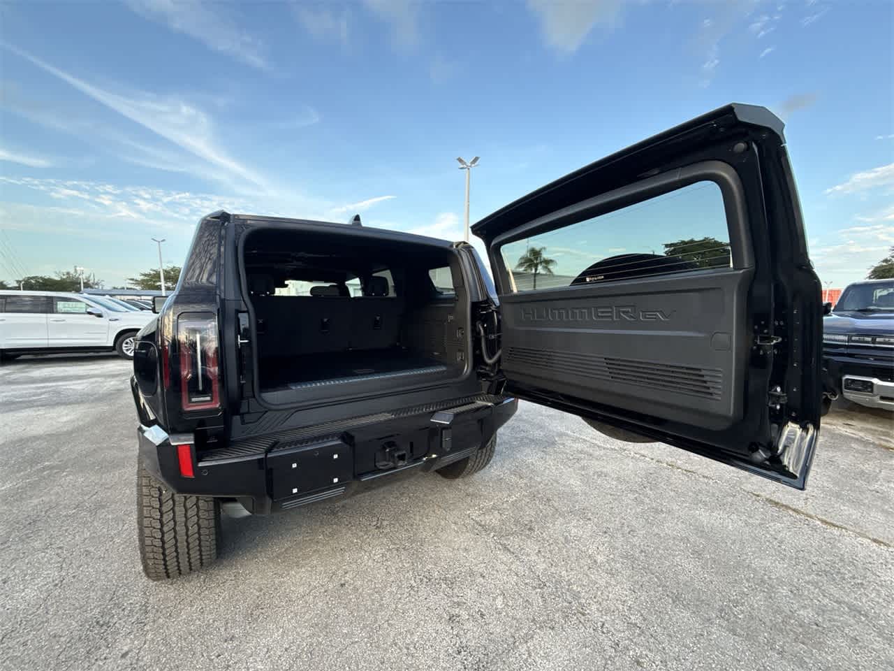 2025 GMC HUMMER EV 2X 23