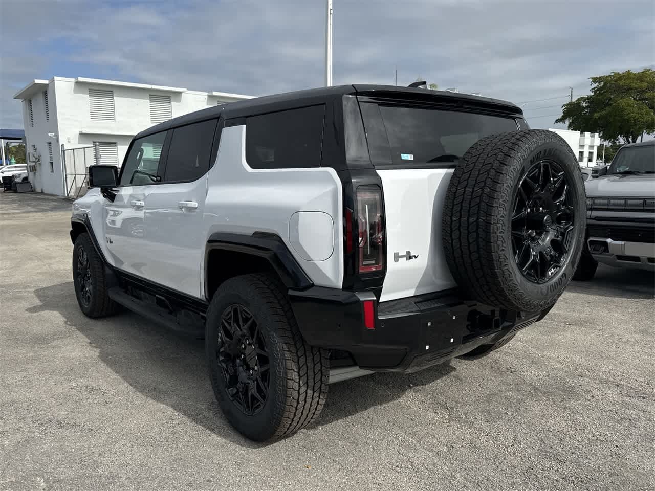 2025 GMC HUMMER EV 2X 7