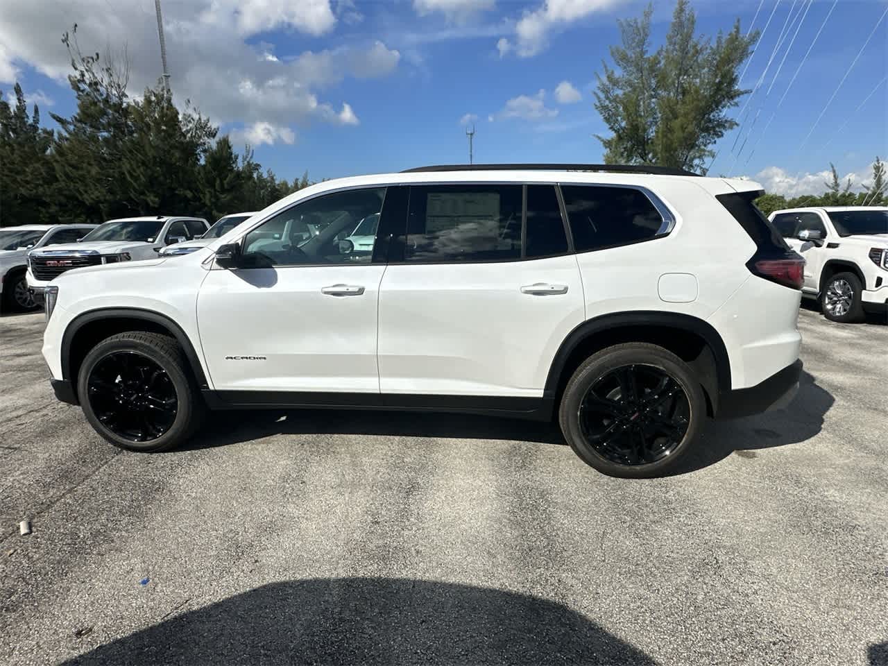 2024 GMC Acadia FWD Elevation 8