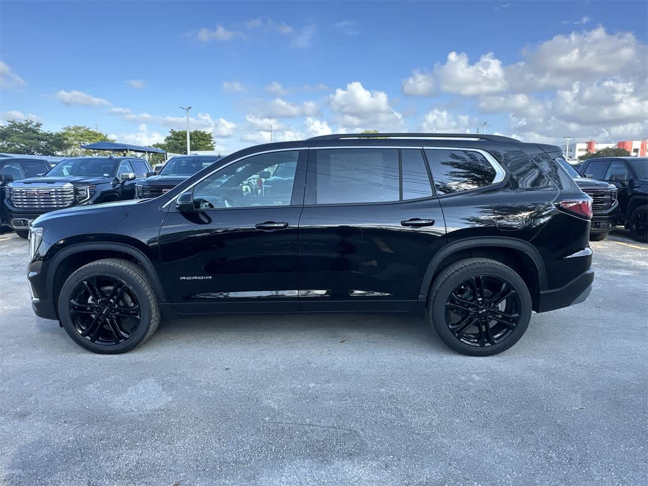 2024 GMC Acadia FWD Elevation 8