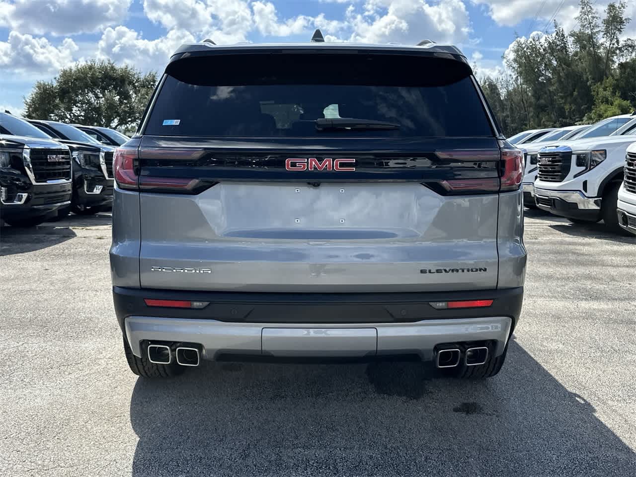 2024 GMC Acadia FWD Elevation 5