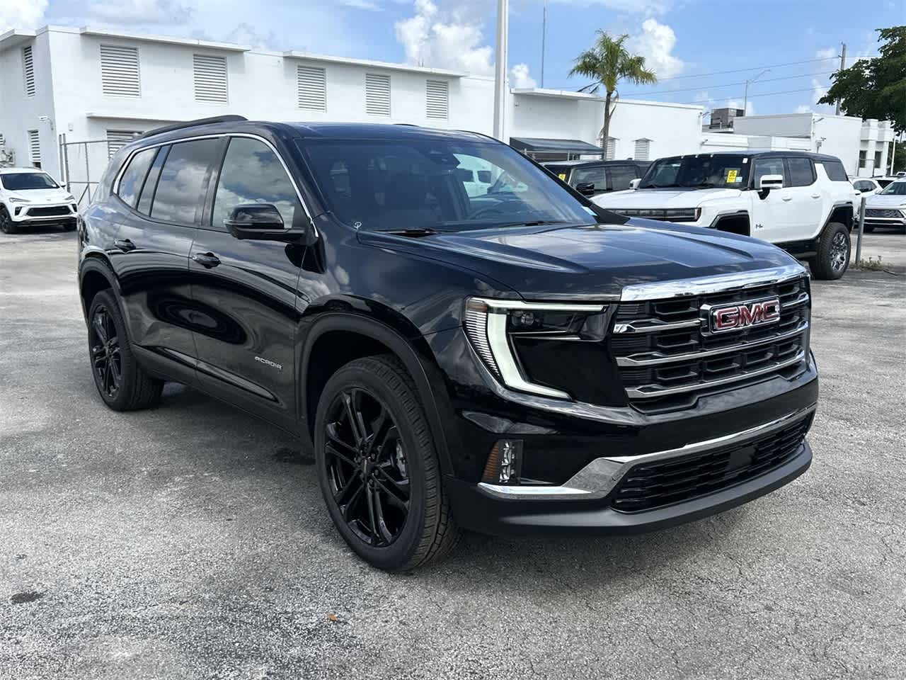 2024 GMC Acadia FWD Elevation 3