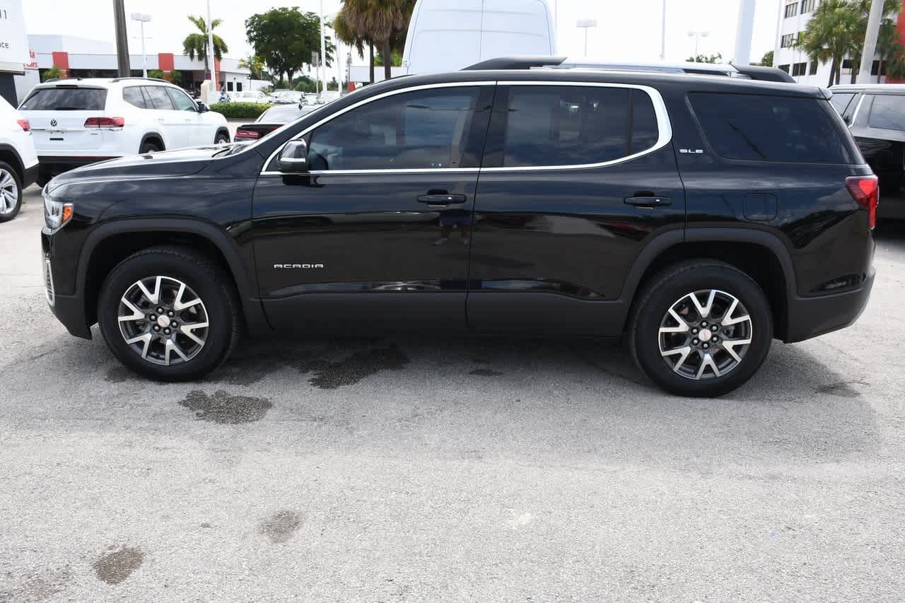 2022 GMC Acadia SLE 2