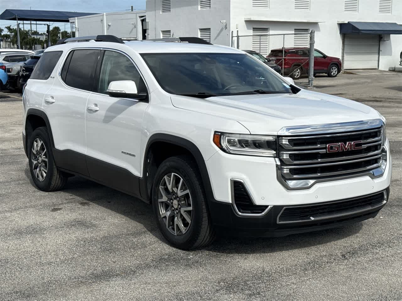 2022 GMC Acadia SLE 3