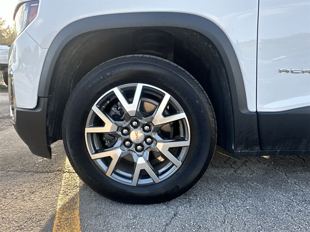 2023 GMC Acadia SLT 9