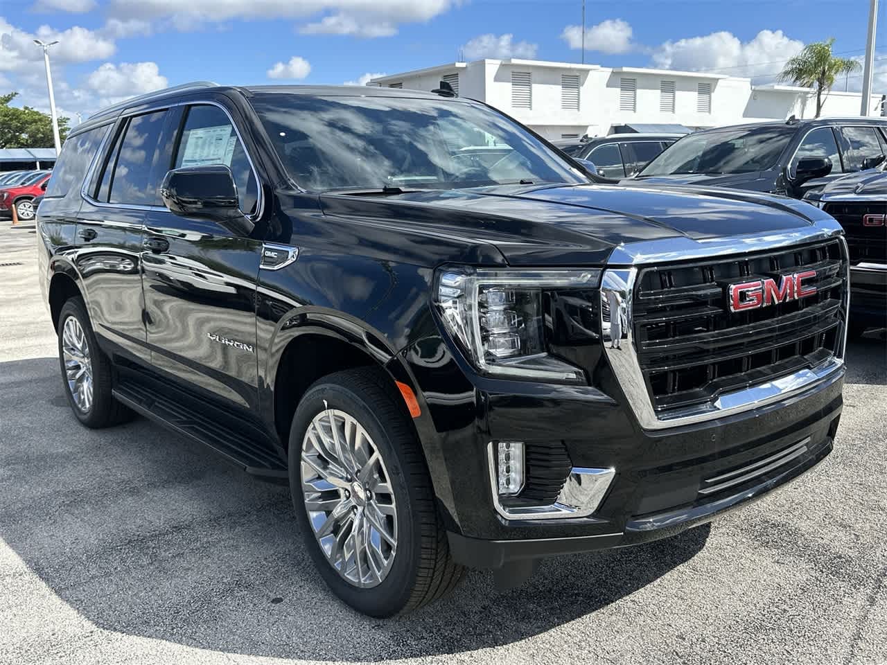 2024 GMC Yukon SLE 3