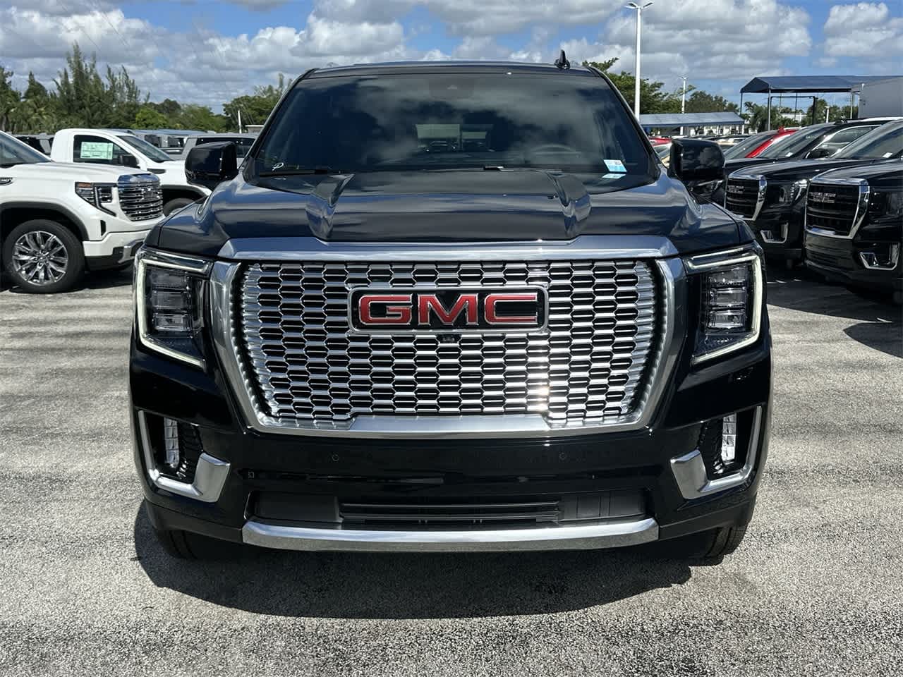 2024 GMC Yukon XL Denali 2